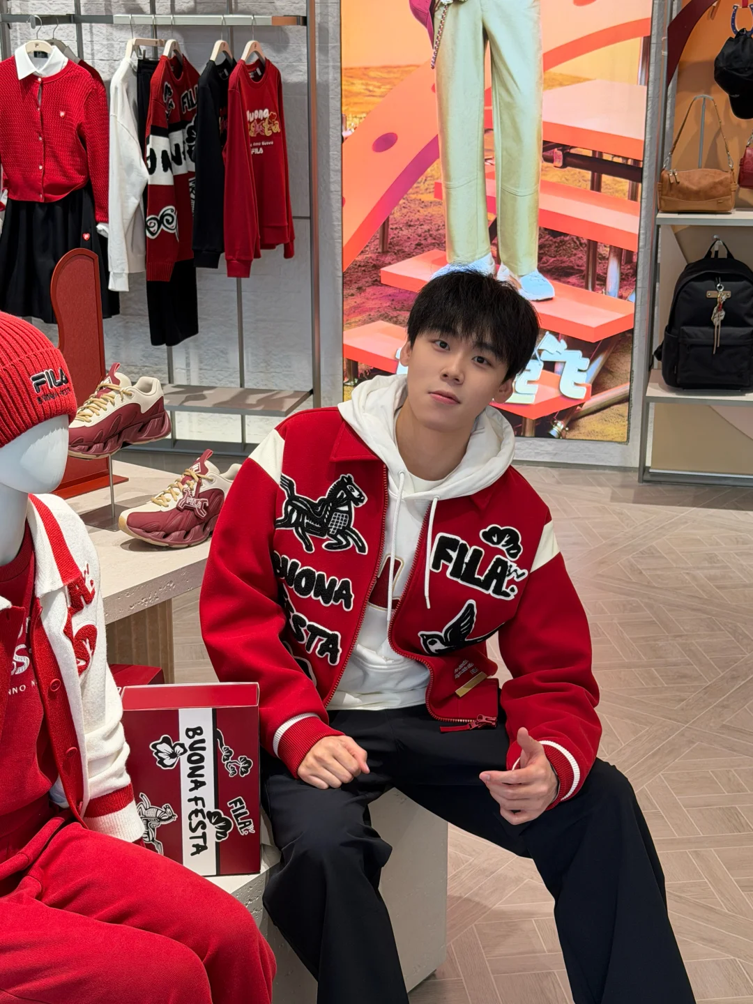 今天是运动穿搭版男大