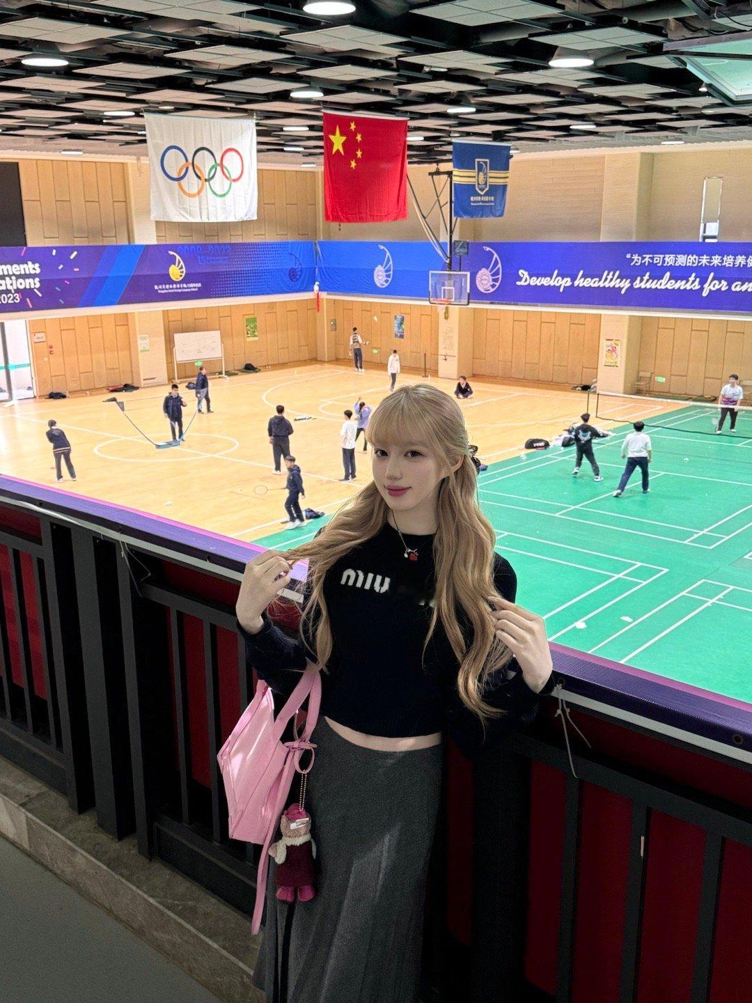 加一学姐上线～☕️🏫📖 ​​​