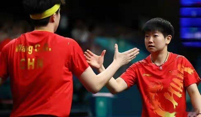 韩莹老公“雷洋”实话实说！雷洋在直播间说：今年我去“全运会”，在人气方面，我是说