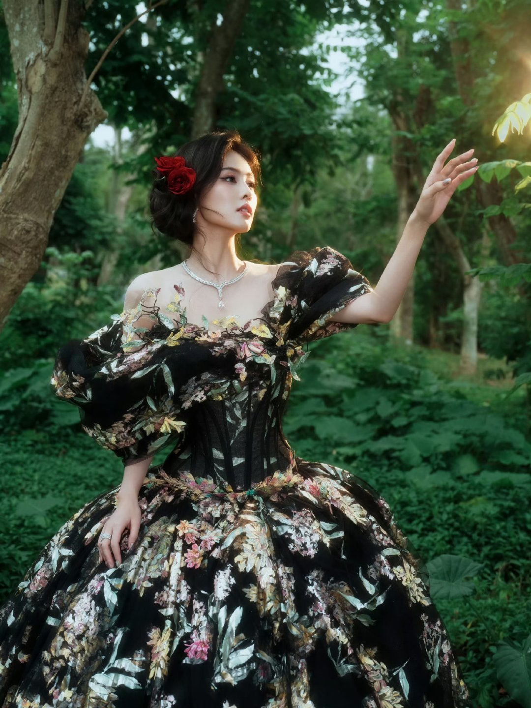 白鹿亮相星光大赏红毯白鹿星光大赏亮相红毯白鹿亮相星光大赏红毯 