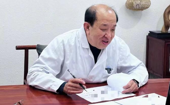 【说了800遍了，儿童腺样体肥大、鼻炎就一个字，通！】
这话我真的是反复强调了无