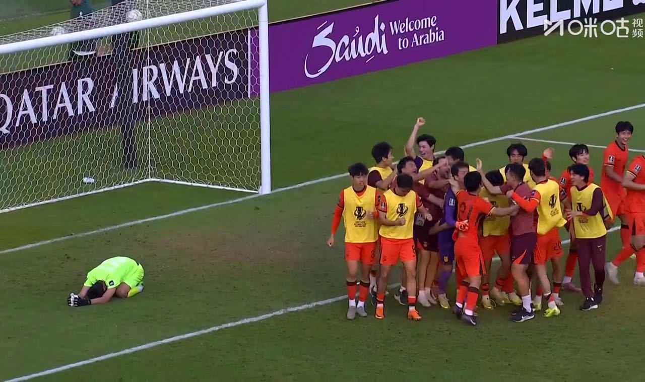 u23国足vs乌兹别克斯坦 中国足球要站起来了！！亚洲四强！击败的亚洲青训第一档