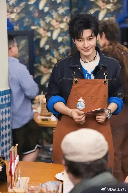 🍉《中餐厅10》偷偷筹备！黄晓明继续稳坐核心C位，拟邀丁禹兮、赵又廷当常驻，杨