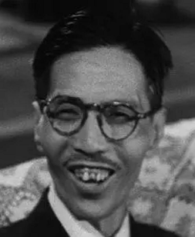 高鲁泉（1909年-1988年5月13日），原名吴钜泉，祖籍福建，是一位粤语片演