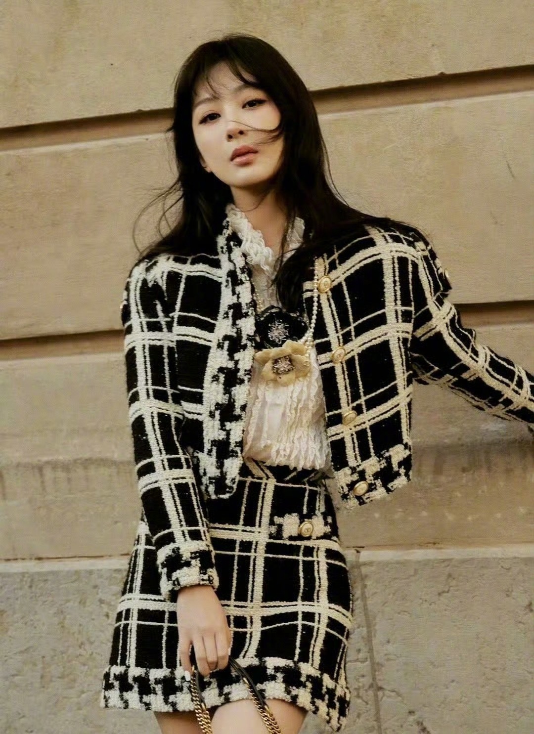 杨紫罗马时装周哇塞！杨紫确定出席罗马时装周啦！狠狠期待住了，坐等华伦公主惊艳亮相