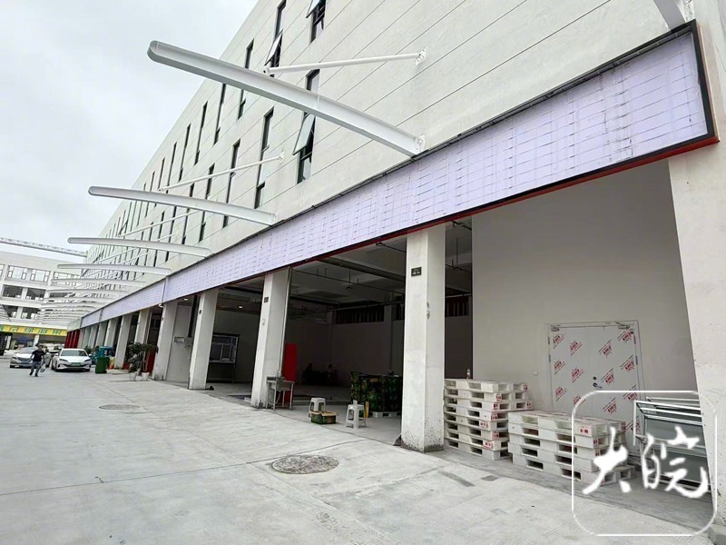 【#嘉兴市场二选一后滁州30余家商户撤离# ，滁州水果市场：相信两地管理部门能处