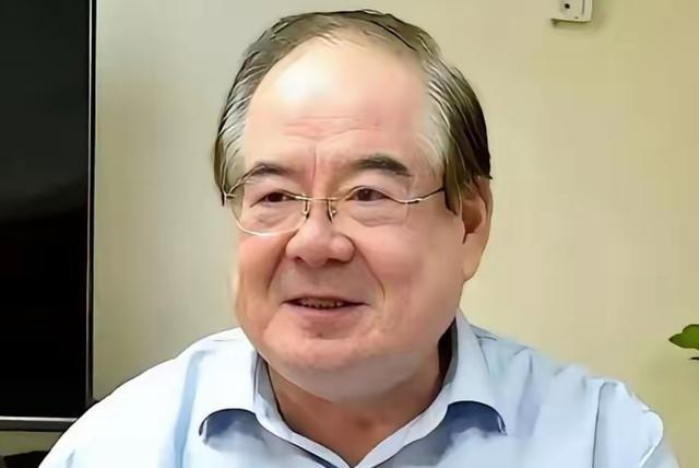 国民党副主席李乾龙说：一趟大陆行，看到真实的祖国，看到繁荣富强的祖国，国泰民安的