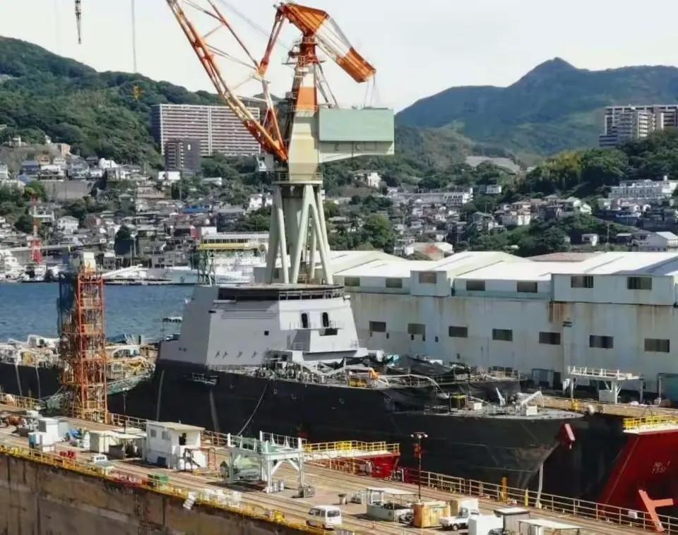 比055还大很多，日本建造1.6万吨驱逐舰，中国2万吨大驱何时上？

日本新一代