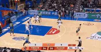 浙江方兴渡超级后卫孙铭徽的传球真是妙不可言！在今天浙江方兴渡客场挑战天津先行者的