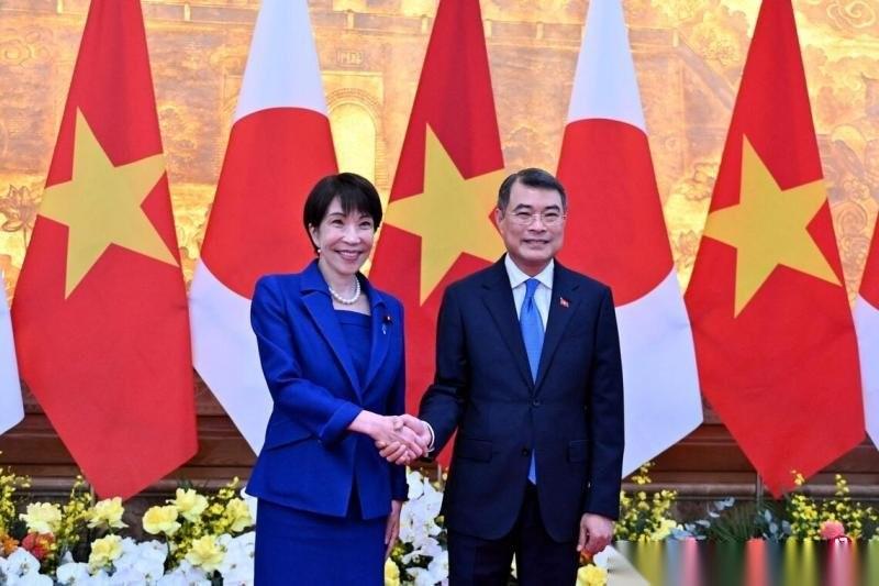 日本首相高市早苗发表声明，5月2日，正在河内访问的日本首相高市早苗与越南总理黎明