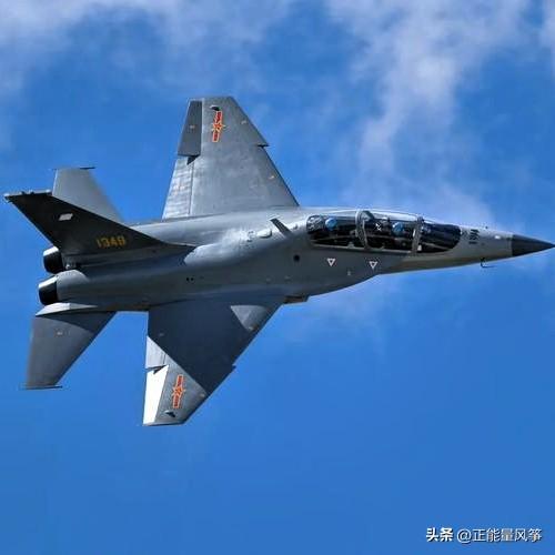 【教一10在黄岩岛的表现如何】

教-10首秀黄岩岛，打出“组合拳”！
7月30