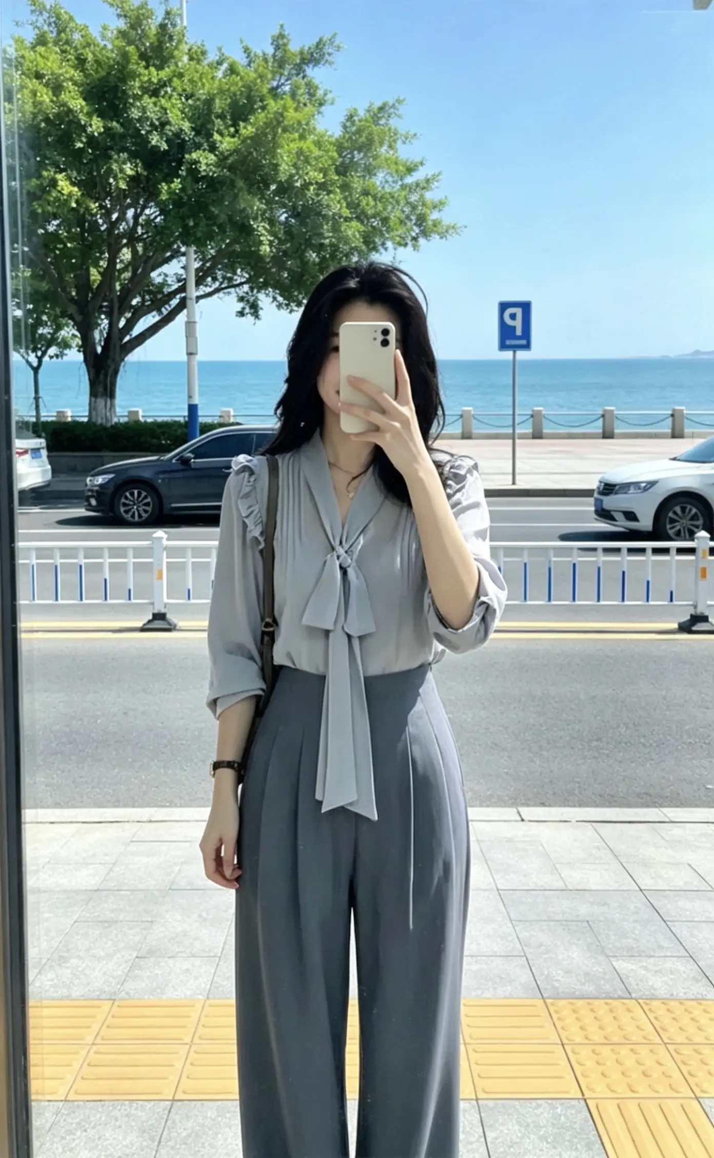 比起别人在背后说了我什么           我更想知道你替我说了什么…”