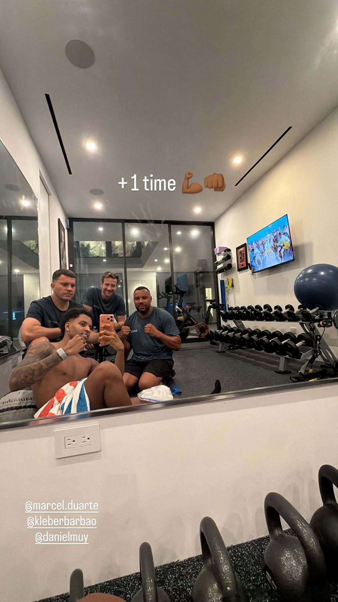 +1 time💪🏾👊🏾世界杯巴西队