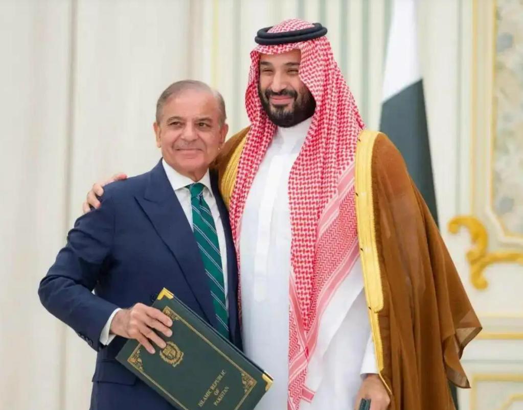 中东惊天大逆转！沙特突然 “反水”，美国以色列彻底傻眼。

4月11日，中东这盘