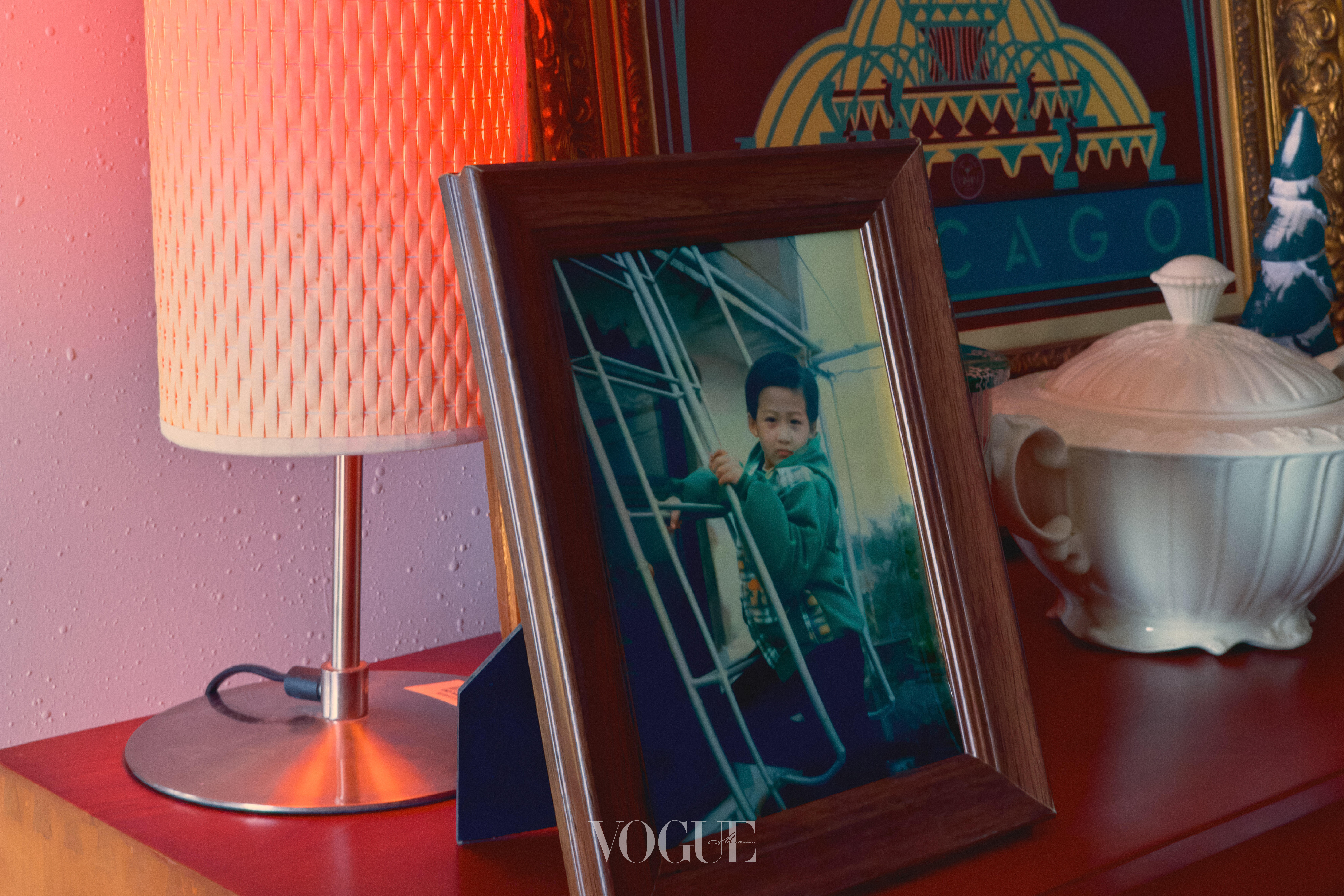 VOGUEMAN檀健次十月刊封面 正式解锁个人职业生涯的首张男刊封面，也是金鹿奖