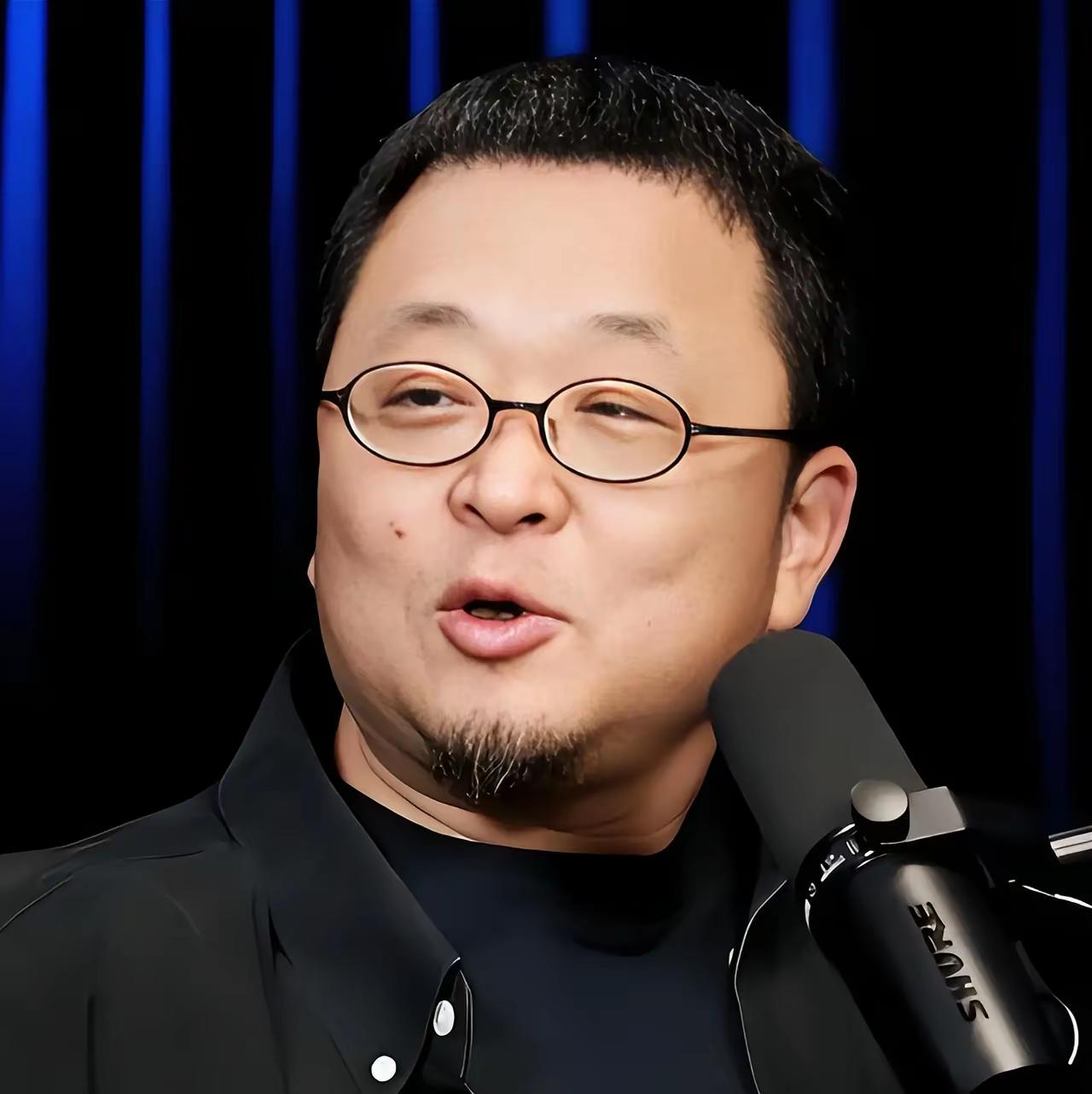 老罗力挺韩红，我觉得老罗这次做得跟爷们儿！符合他敢作敢当的性格！韩红就是被拉去宣