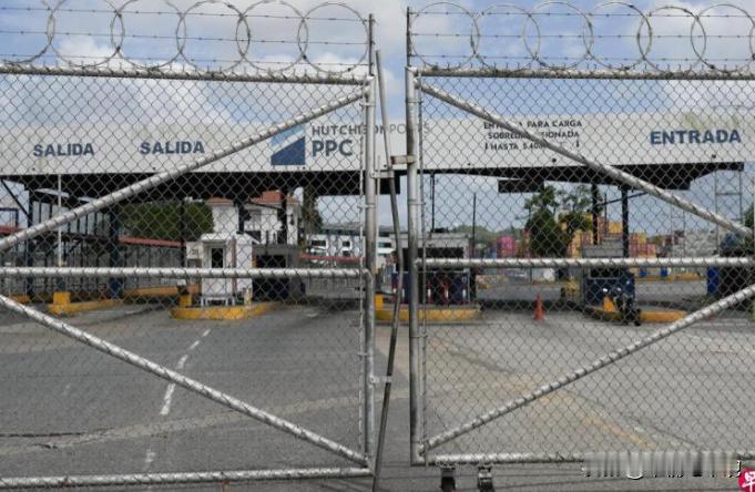 抗议一万遍，不如军舰过去转一圈！2月23日，巴拿马政府派人强行接管巴拿马运河上长