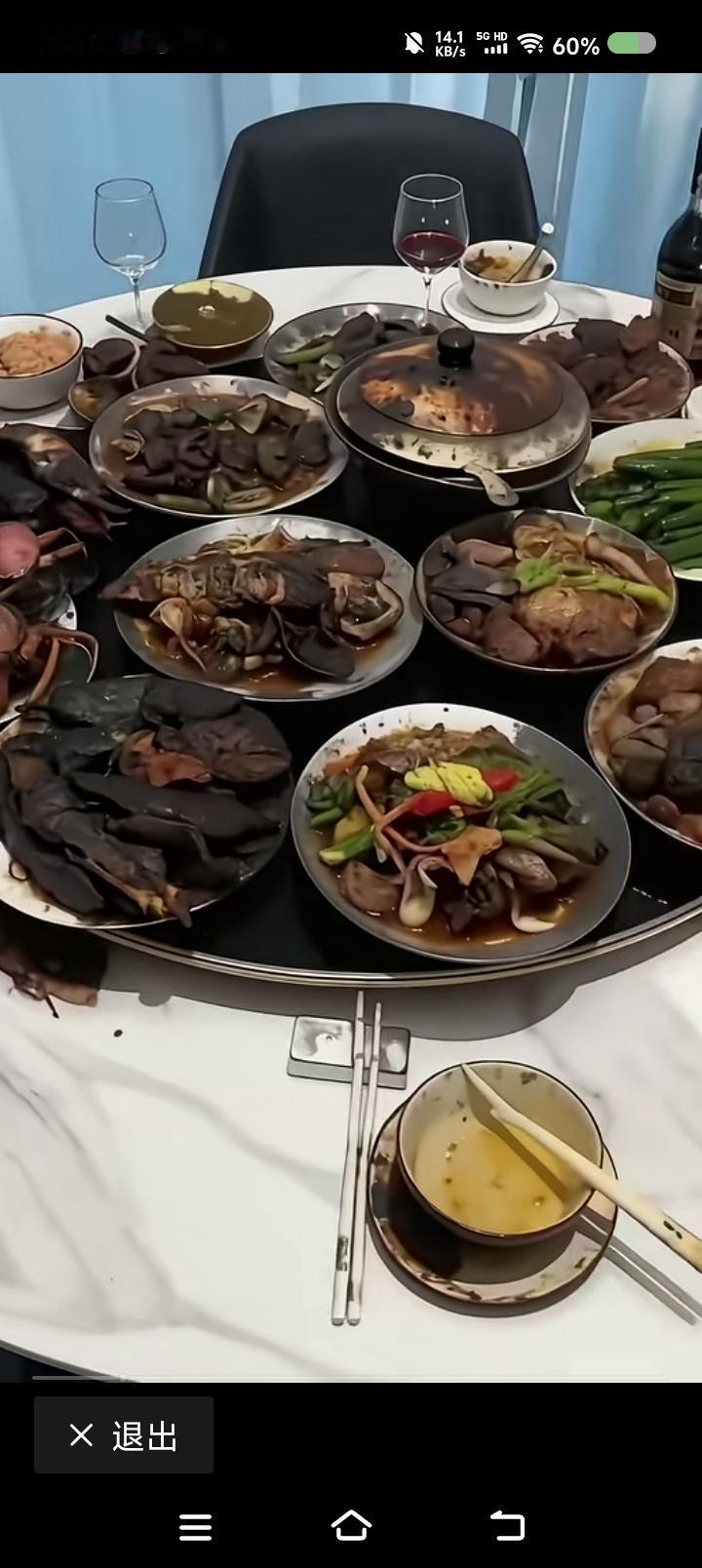 下列，是哪个地方的菜系？
琳琅满目，满满烟火气。
历史的味道，文明的起源。
尝一