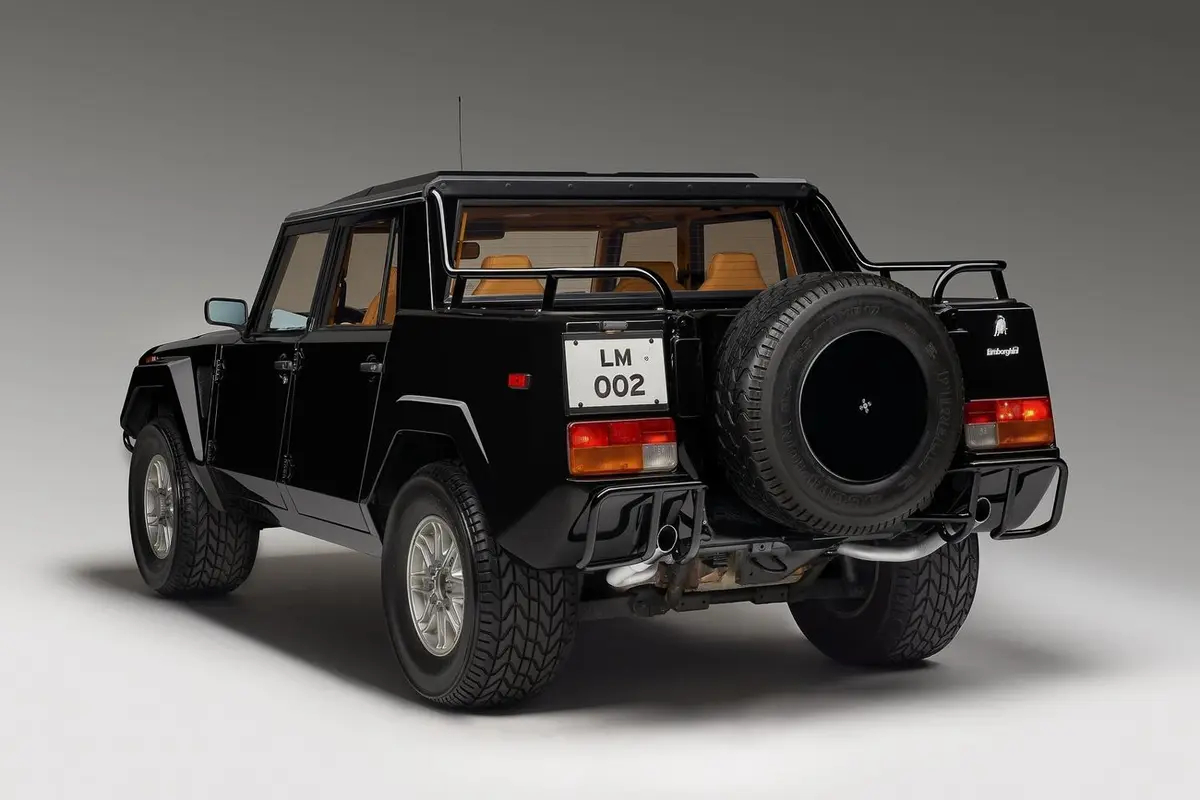 好车分享 Lamborghini LM002，兰博基尼牌V12硬派越野车，如果现