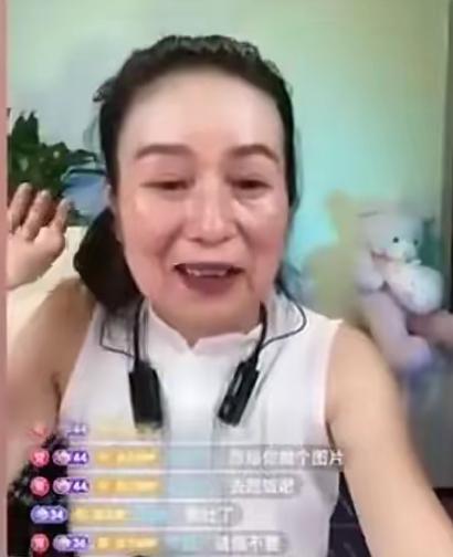炸裂了！女性颜值造假不需要成本，只要遇到好看的，不要想象龌龊不然容易被骗。

如