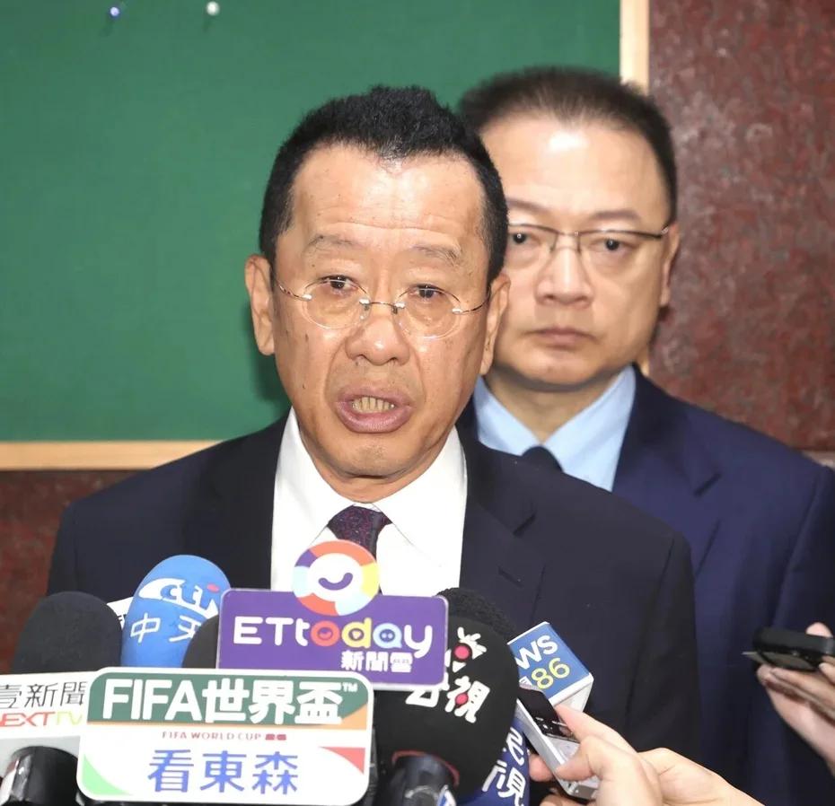大陆在台湾东部海域执法，台军头子叫嚣：挑衅
日本、菲律宾宣布启动专属经济区（ＥＥ