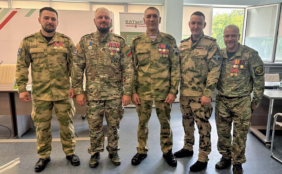 ​真是天壤之别，俄罗斯这时候发出了对退役军人最好的福利，退役军人可以一次性领到3