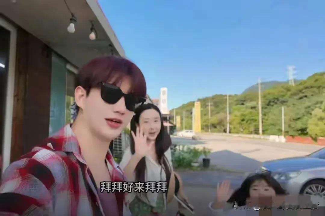 很多夫妻都是离婚了以后，反倒相处的好了。
比如陈华咸素媛，这对姐弟恋跨国夫妻。