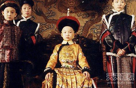 康熙擒鳌拜：16岁少年天子的惊天豪赌，孝庄的苦心谁能懂？
顺治十八年，24岁的顺