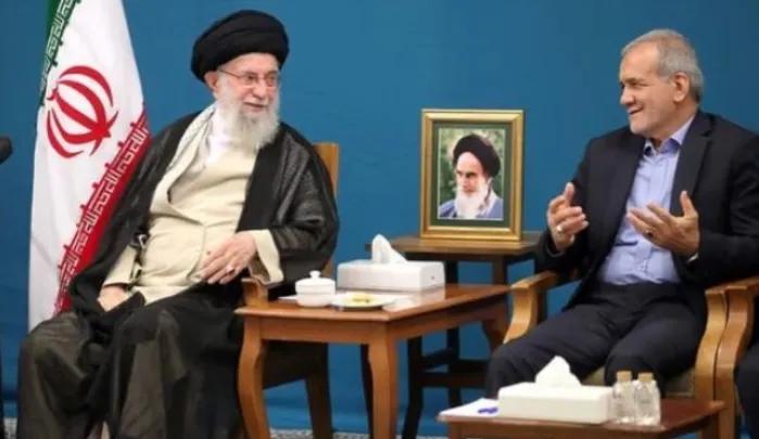 以色列第14频道突然爆出一个大料，说伊朗的情报部门截获了一段总统佩泽希齐扬和革命