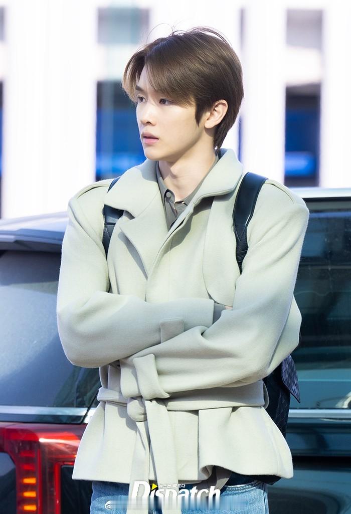 郑成灿今日机场新闻图 