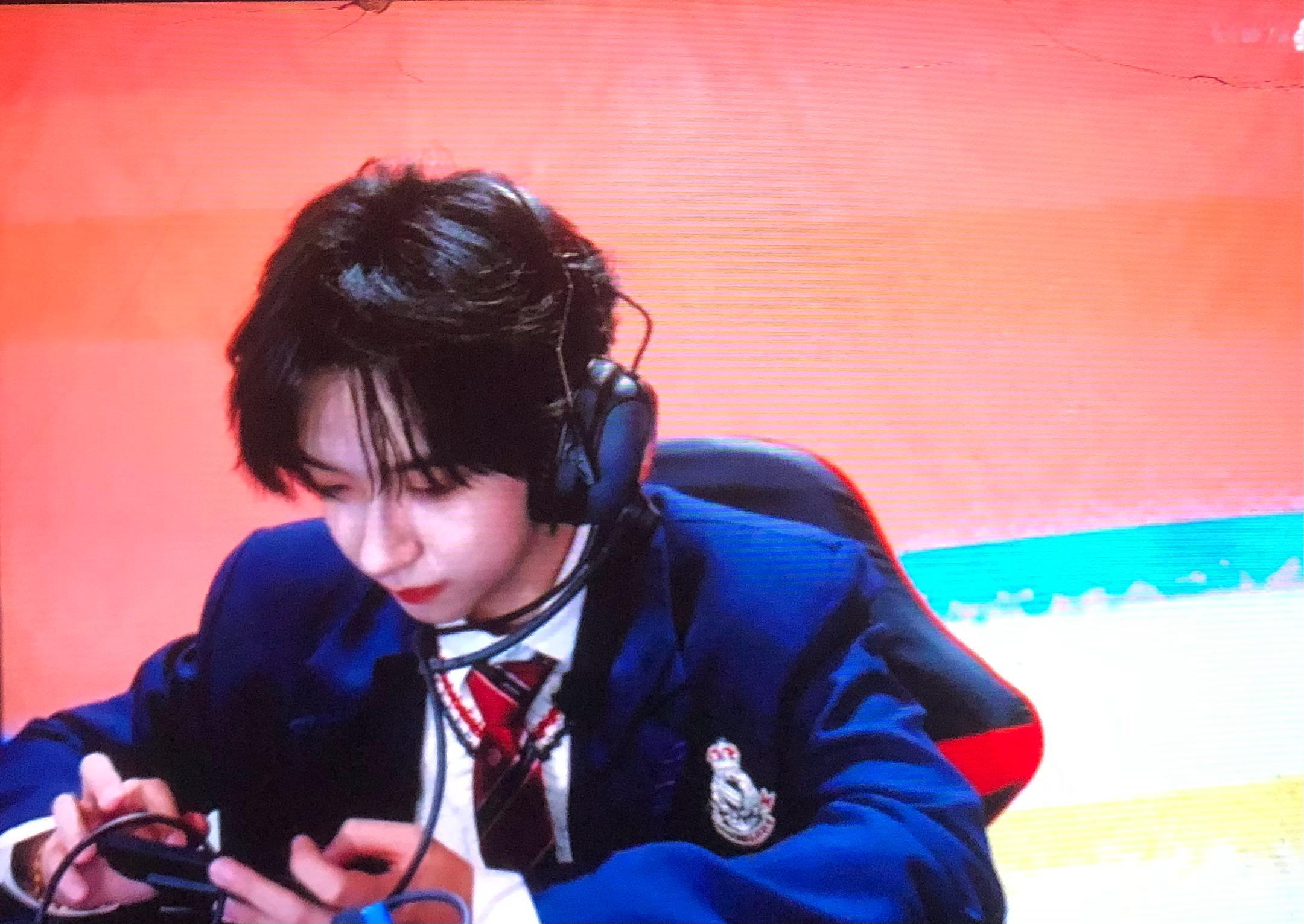 贺峻霖 老公你好帅 