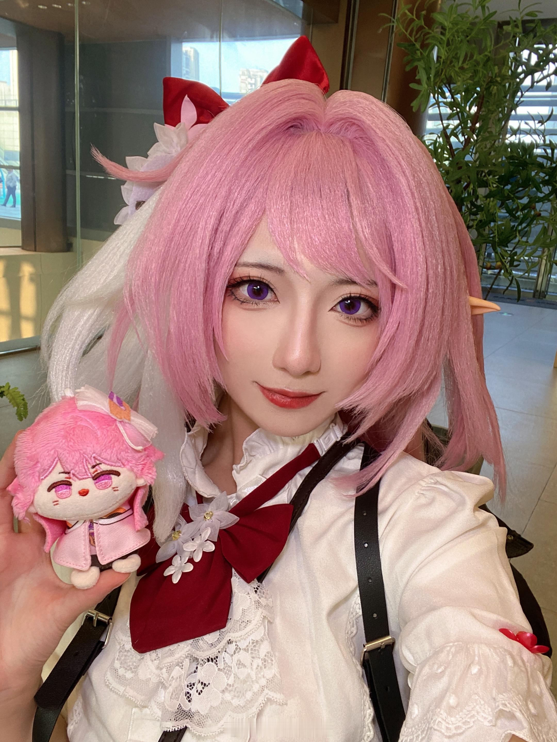#崩坏3官方[超话]##爱莉希雅##二次元cos大赏# 今天的原穹崩下班！！！！