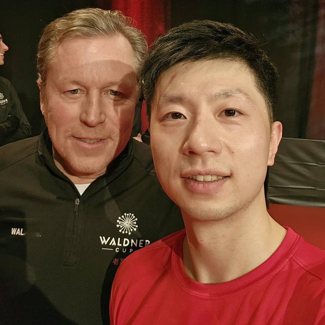 老瓦是不是有私心咋天天抓马龙合影 