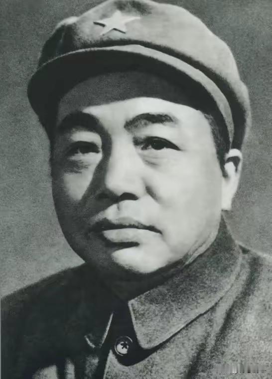 字字泣血！毛岸英牺牲后，彭德怀在墓前含泪留下两句锥心独白
 
毛岸英不幸牺牲后，