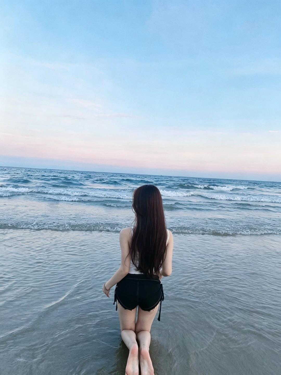 世界上最矛盾的事
就是喝酒了
不喝难受

喝了也难受

不喝的时候，
心里痒痒。