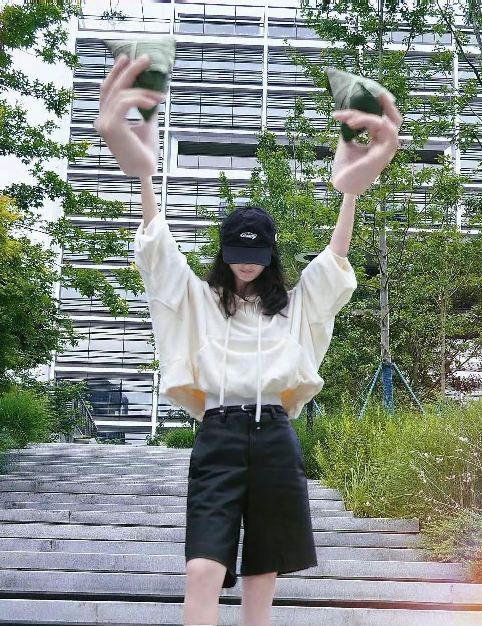 赵丽颖 端午节一起做可爱的小粽子