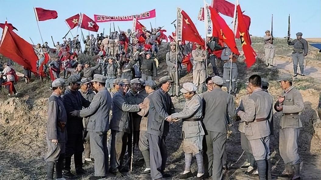 懋功会师期间，刘伯承曾经直接询问毛主席，红军最终去哪里？毛主席的答复明确而坚定：