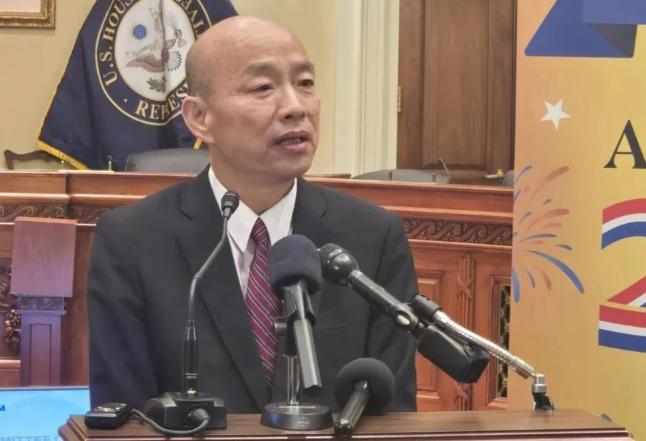 可耻！韩国瑜再次放出“卖台”言论！台立法机构负责人韩国瑜24日在美国国会时妄称，