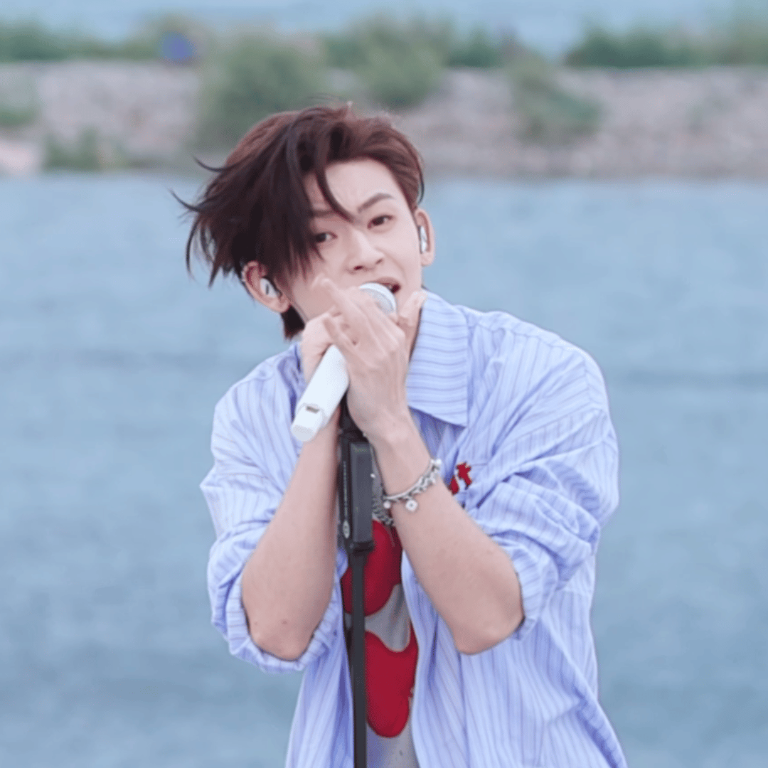 小鬼王琳凯梦醒时分音你而来3路透 小鬼的声音在《梦醒时分》中自由流淌，慵懒又不失