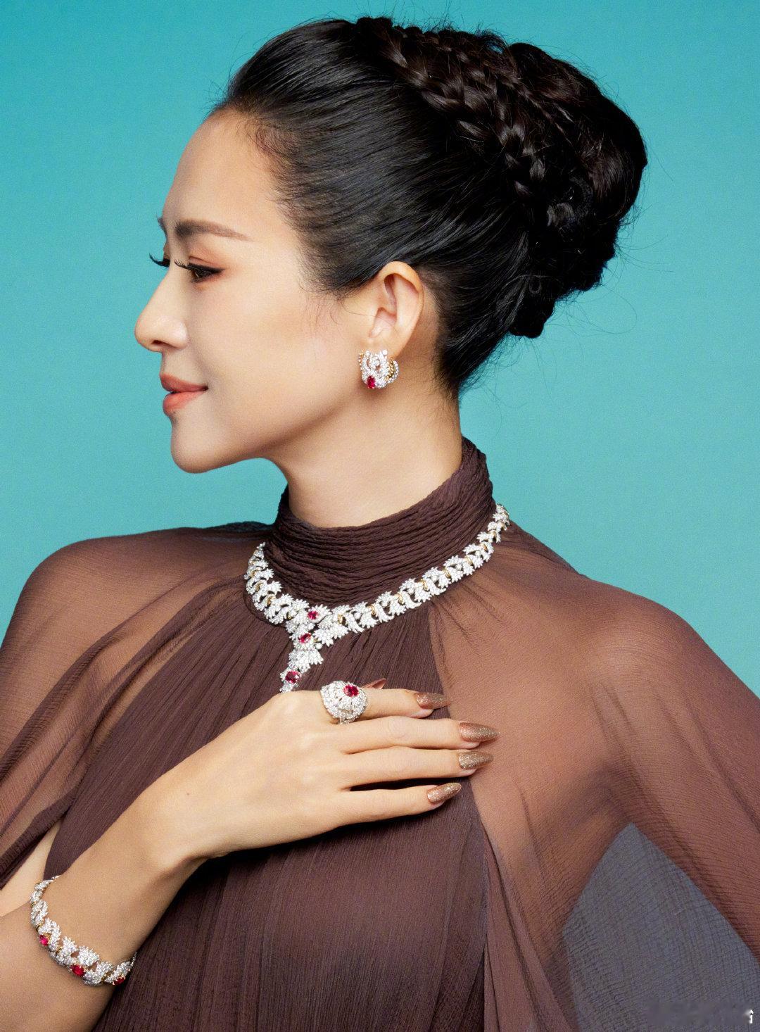 章子怡、宋雨琦、张若昀、蔡健雅、钟楚曦Tiffany & Co. 蒂芙尼Blue
