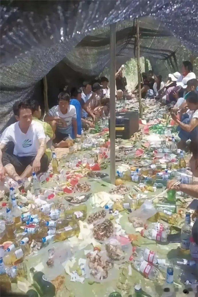 终于知道为啥很多人团建结束之后都会选择辞职了 