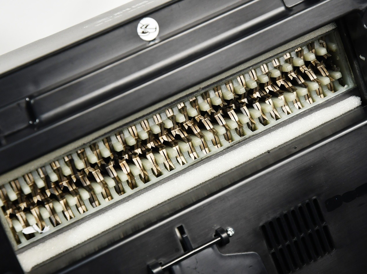 智能全自动碎纸机选谁？科密Z-300全自动碎纸机就是标准答案