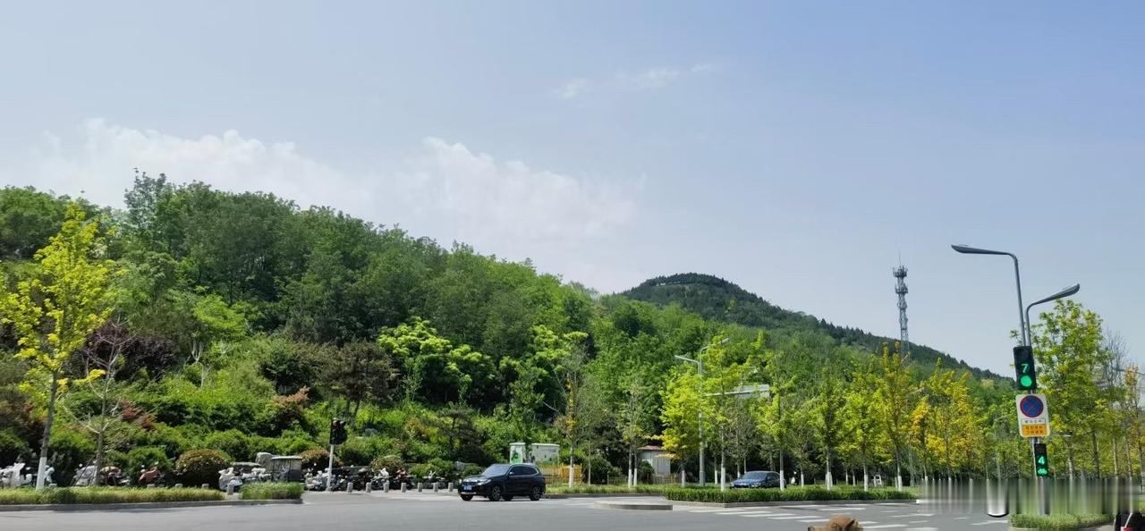 【小对联】
上：……？
下：创投。