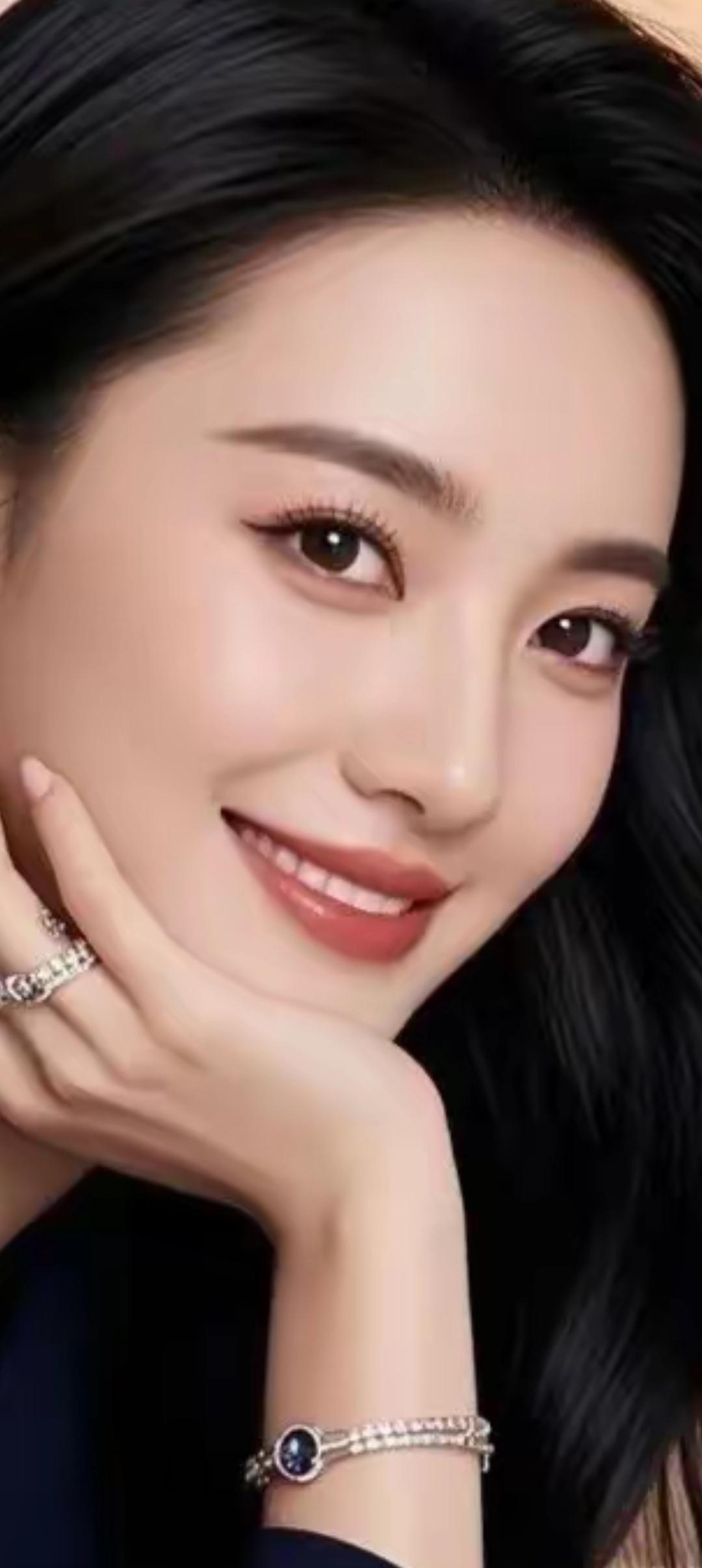 优雅微笑，闪耀珠宝，完美妆容，魅力无限！💎😊✨