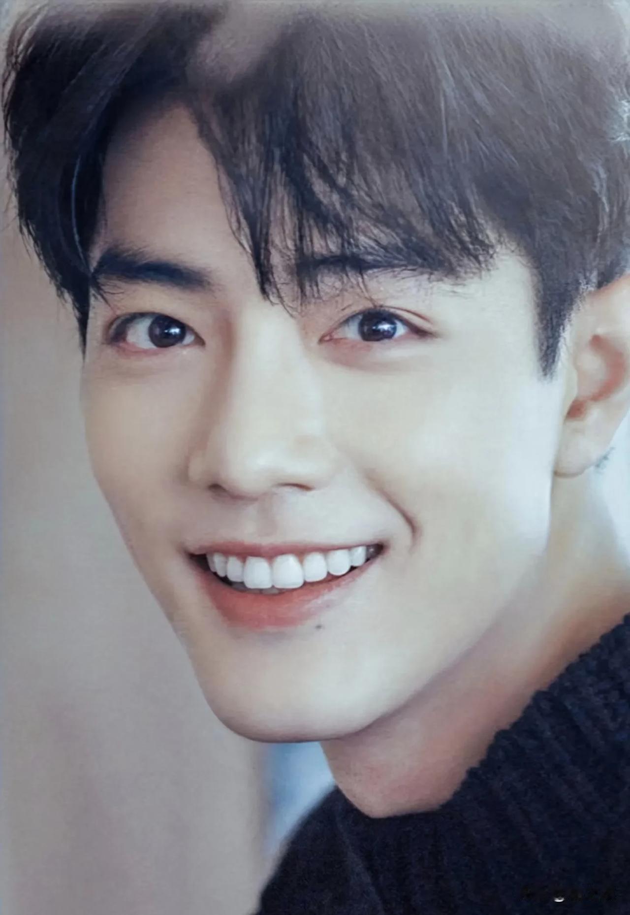 肖战19年因为陈情令大火，于是他爆出来的就有业内说他是“行业入侵者”了。

我好