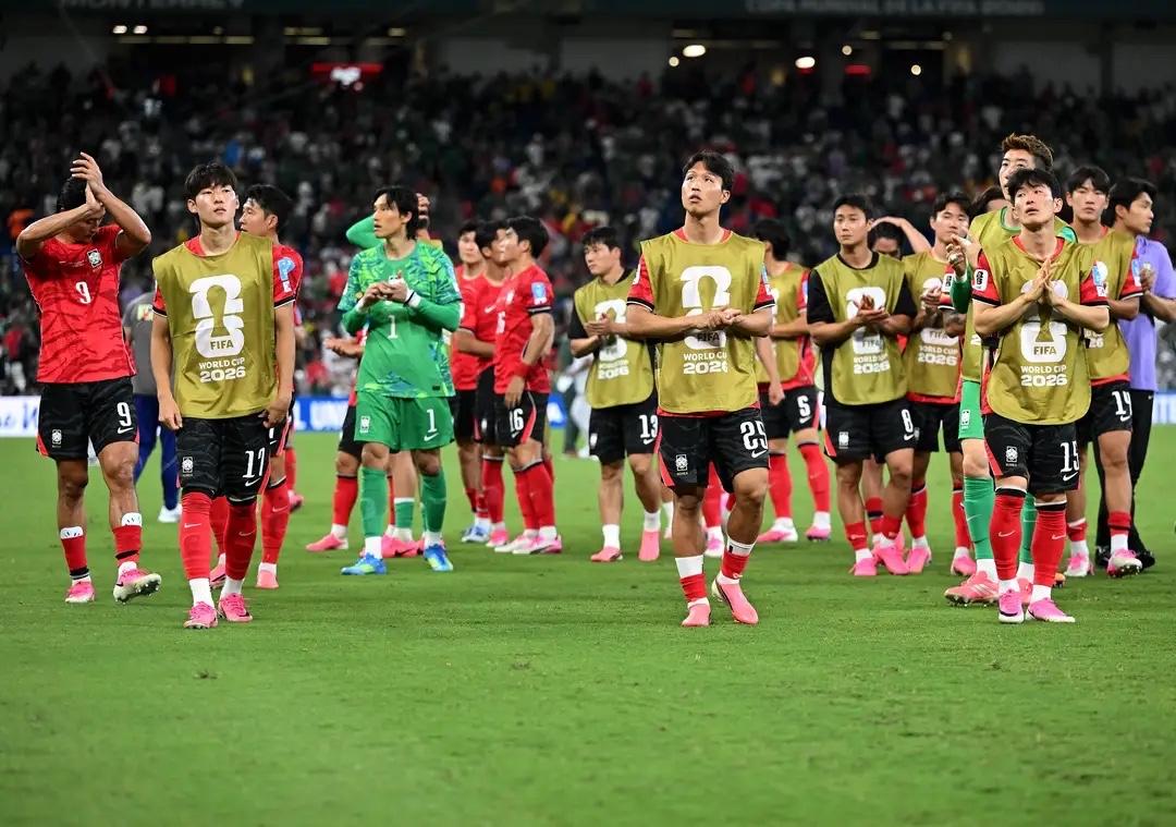 韩国队命悬一线！美加墨世界杯小组赛G组第三轮结束之后，A组小组第三韩国队在所有小