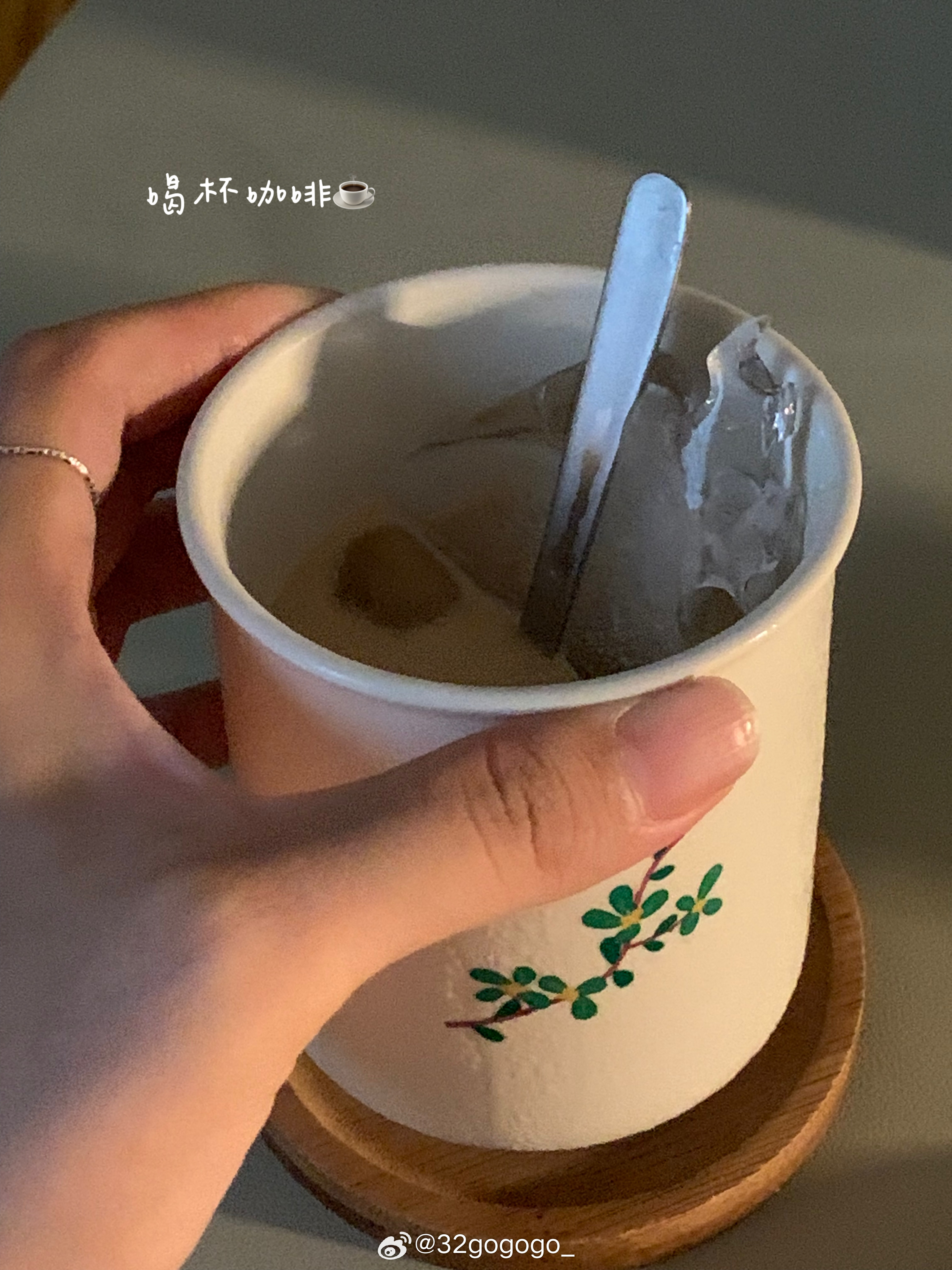 每天的幸福事就是快到桂花树面前就抬头猛吸一口。 ​​​