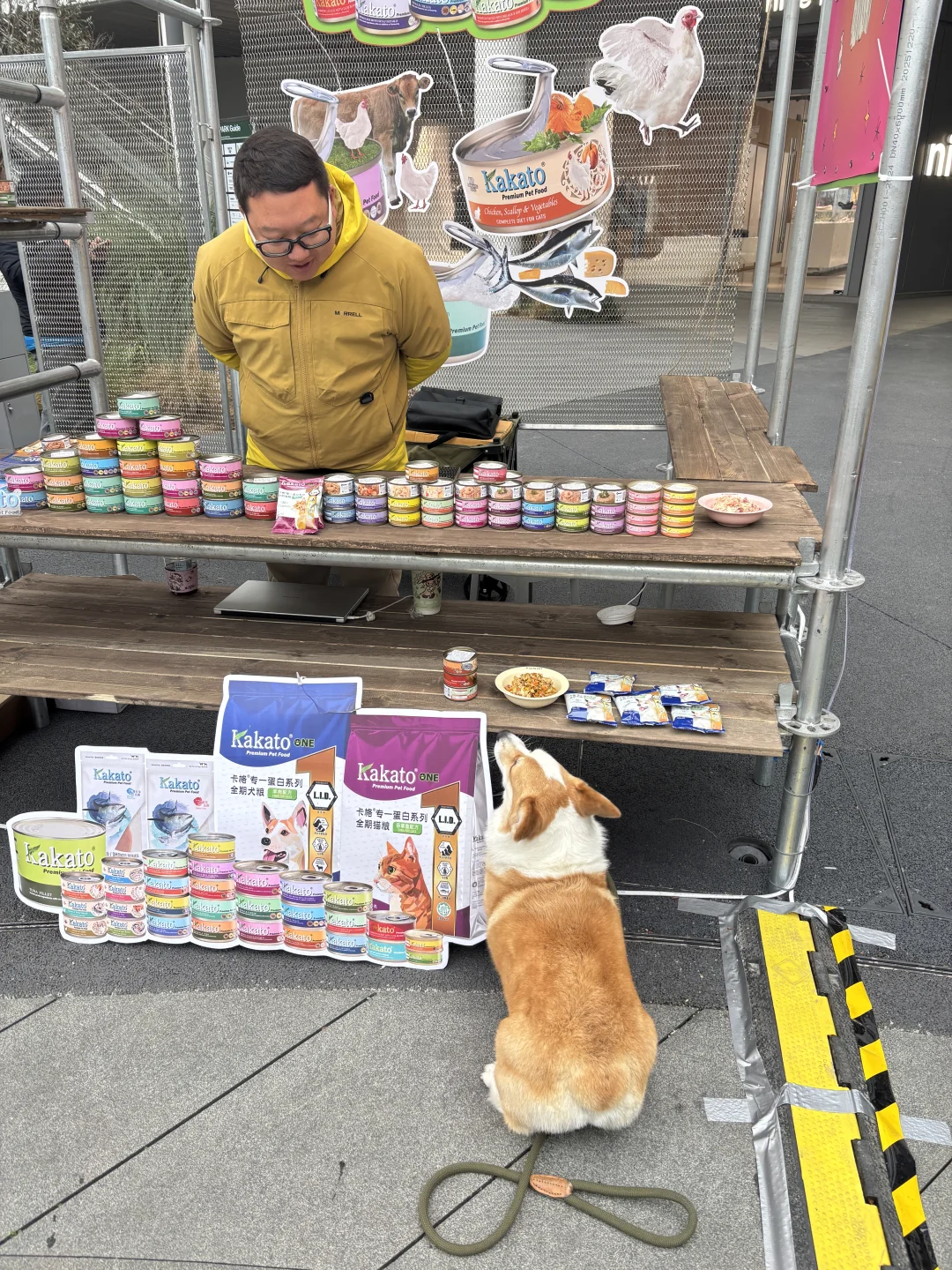 成都南门到底什么摊位 让英国佬走不动路！