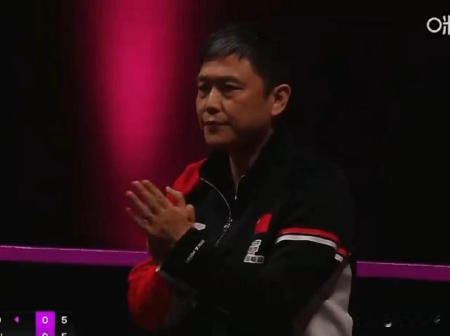 周启豪今天打的不错啊，他3-1赢了安宰贤，晋级多哈冠军赛男单16强。昨天林诗栋比