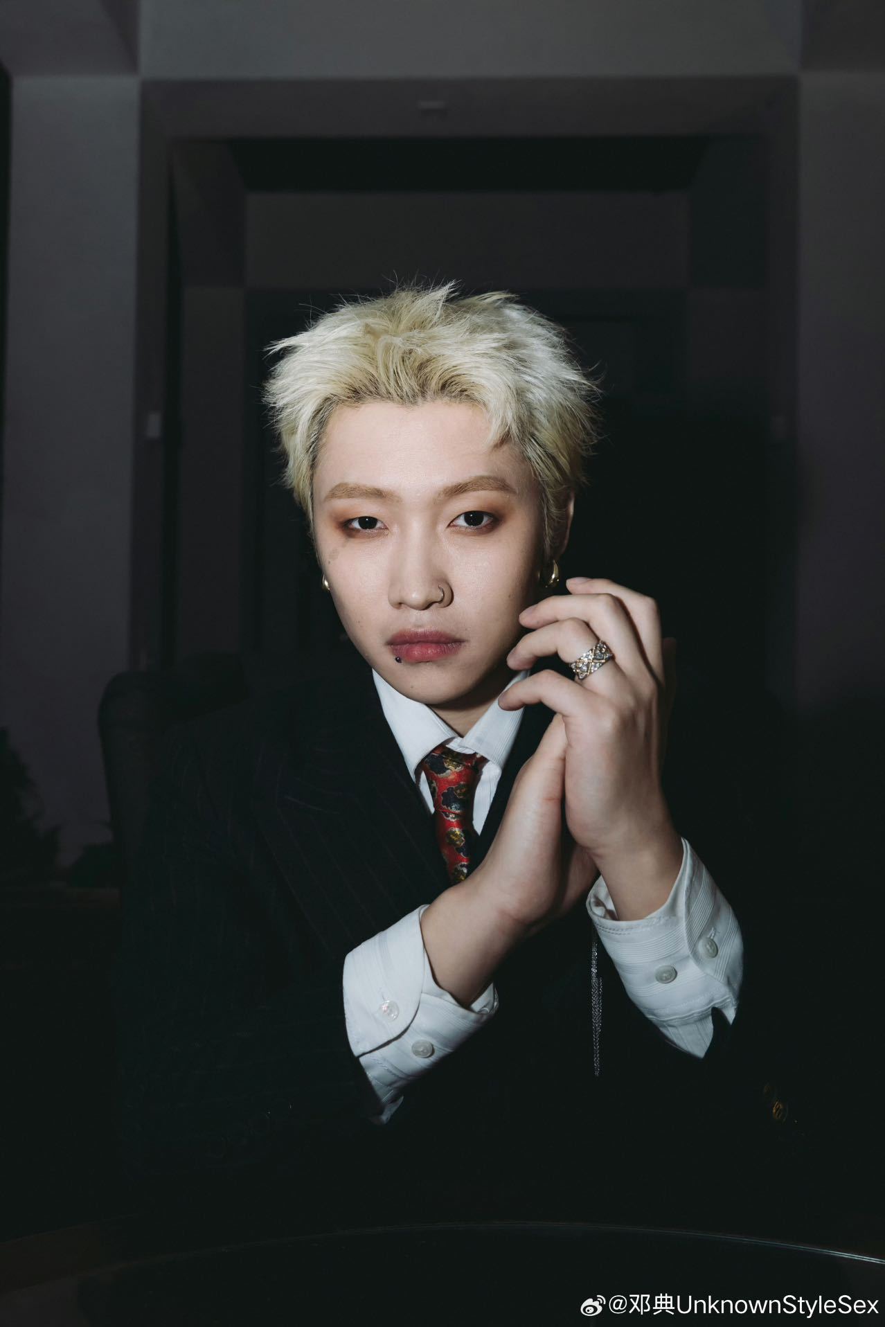 邓典回应口水歌质疑 老师，补药再用 “高级感” 绑架音乐人了可以吗，不管什么感，